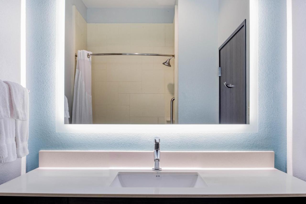 Elizabethtown La Quinta Inn & Suites By Wyndham Northlake Ft. Worth מראה חיצוני תמונה