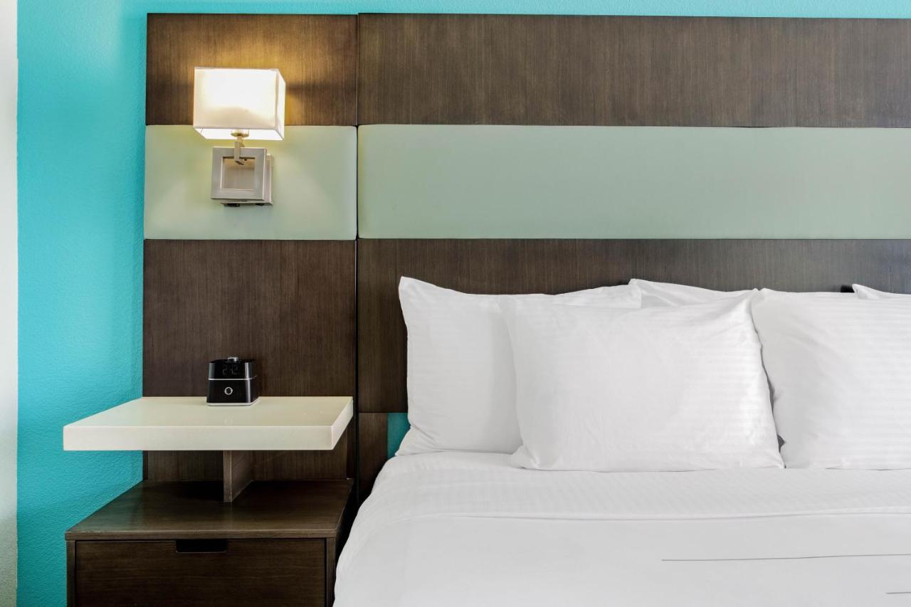 Elizabethtown La Quinta Inn & Suites By Wyndham Northlake Ft. Worth מראה חיצוני תמונה