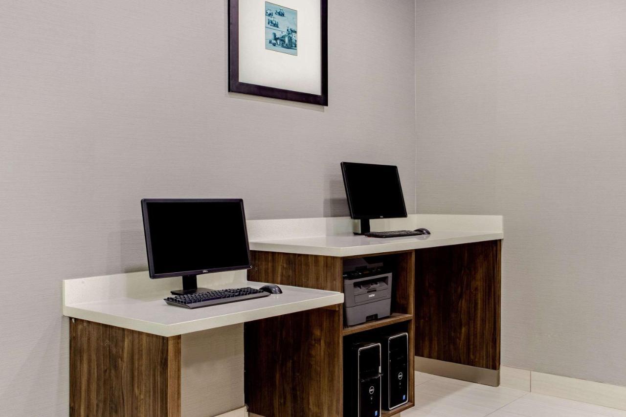 Elizabethtown La Quinta Inn & Suites By Wyndham Northlake Ft. Worth מראה חיצוני תמונה