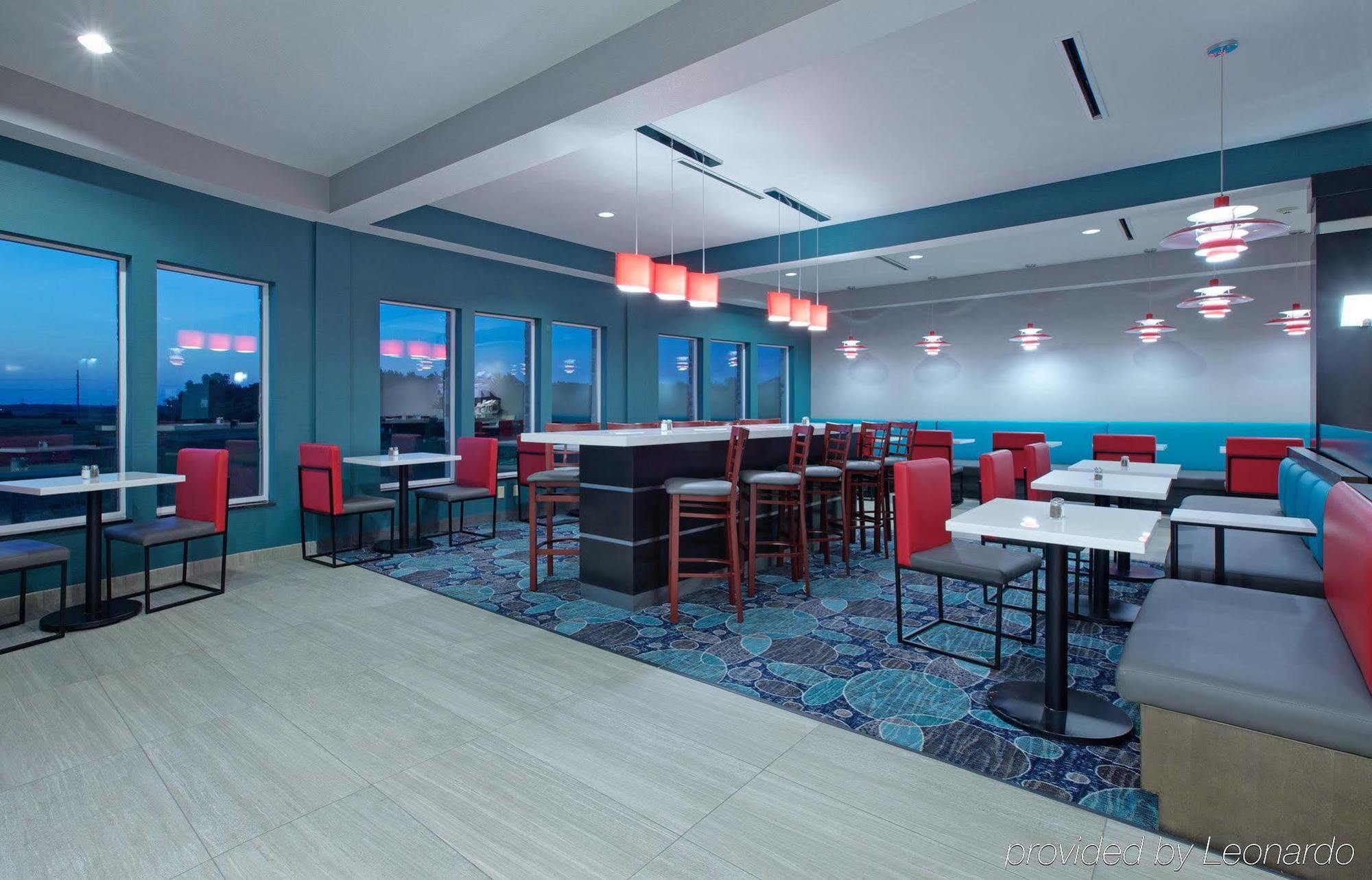 Elizabethtown La Quinta Inn & Suites By Wyndham Northlake Ft. Worth מראה חיצוני תמונה