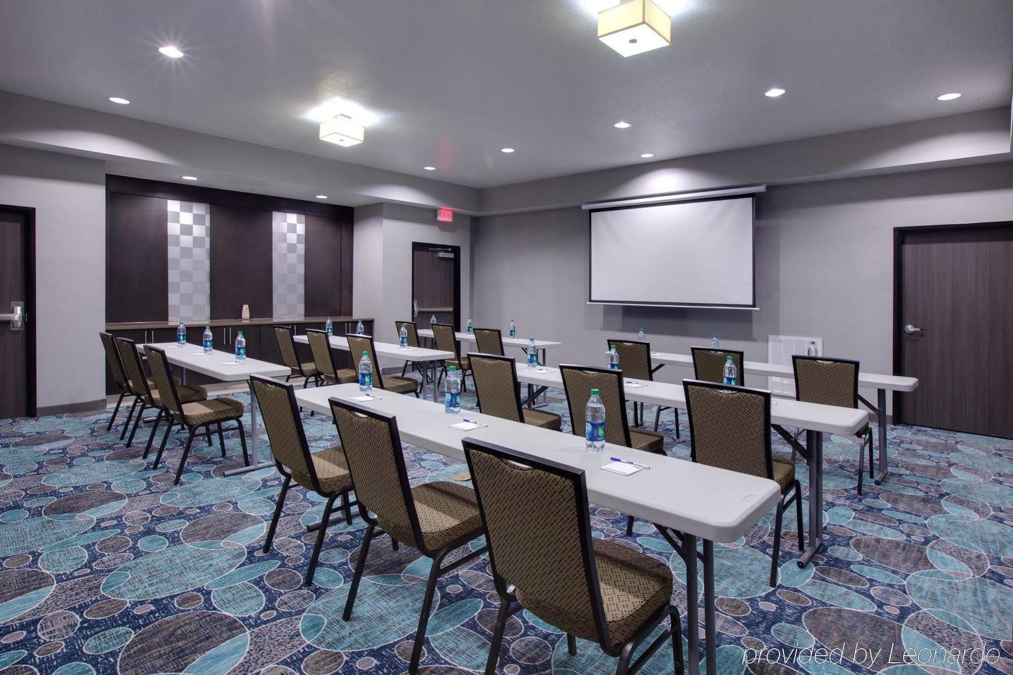 Elizabethtown La Quinta Inn & Suites By Wyndham Northlake Ft. Worth מראה חיצוני תמונה