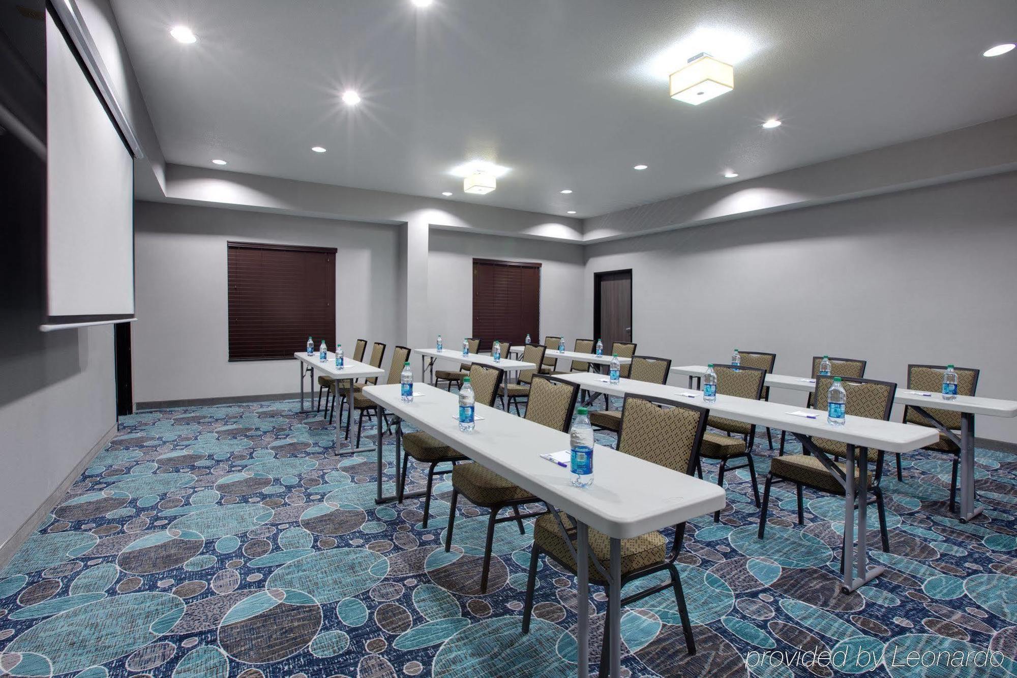 Elizabethtown La Quinta Inn & Suites By Wyndham Northlake Ft. Worth מראה חיצוני תמונה
